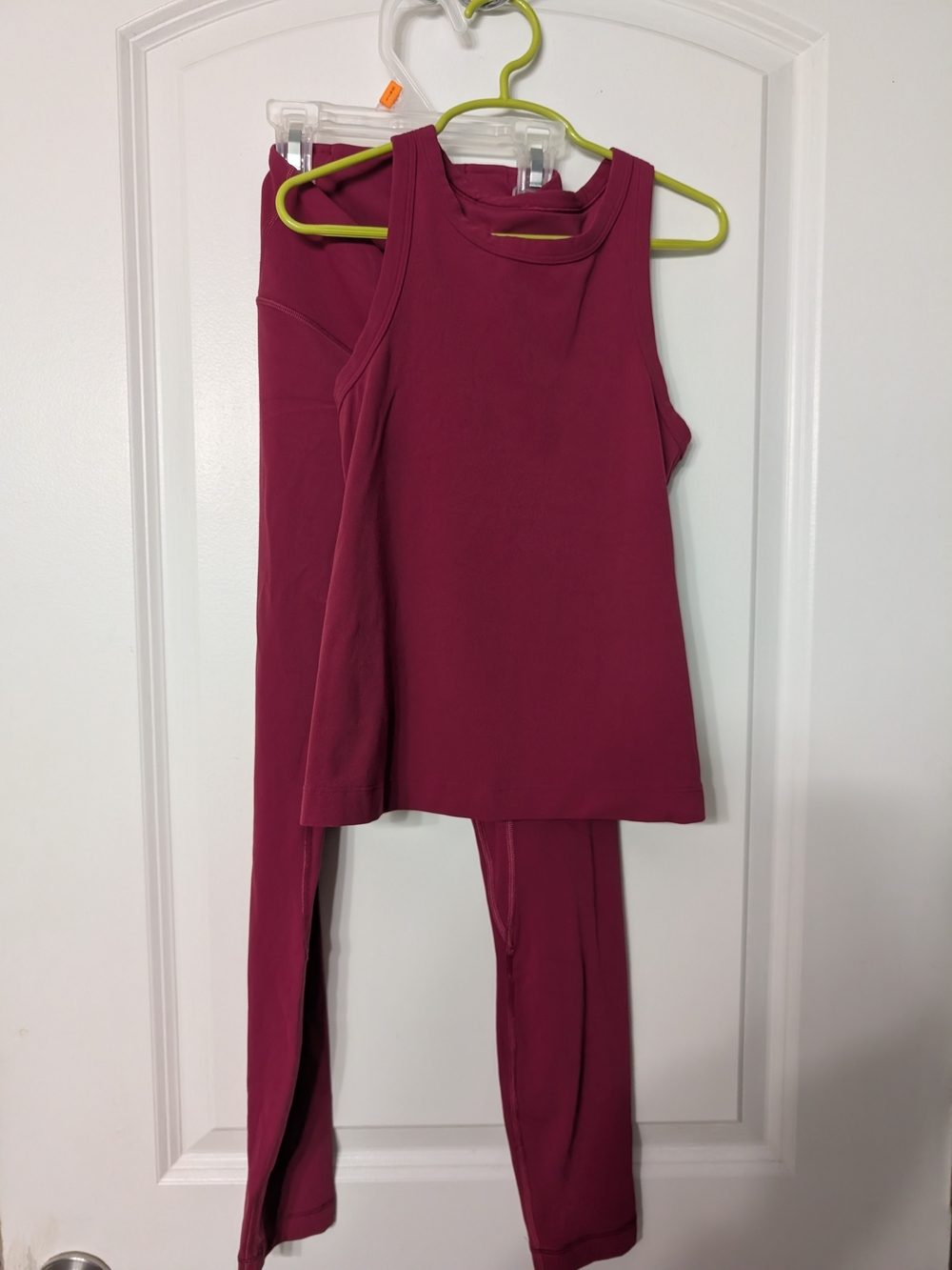 Lululemon Tank & Legging Set in Berry Size XS-0